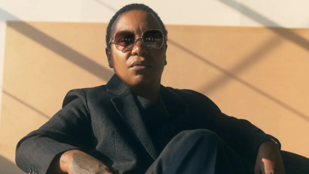 Meshell Ndegeocello New Album: 'Synonym' Features Chaka Khan, More