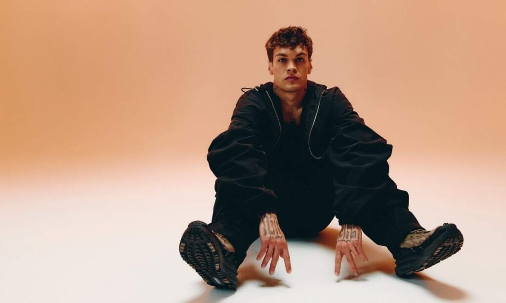 Blanco Ma: tracklist, lyrics, singles and certifications