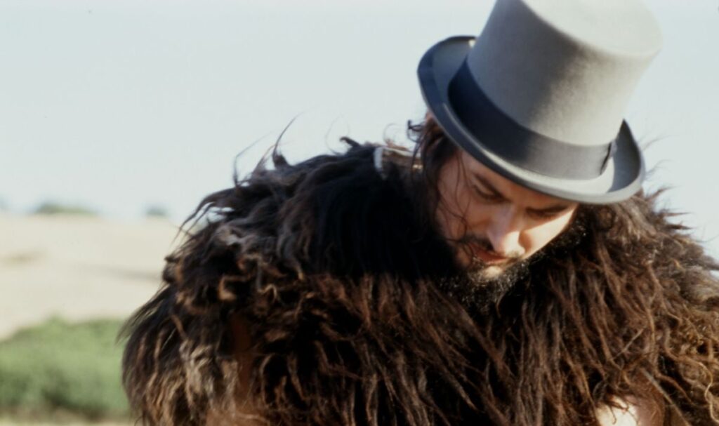 Vinicio Capossela celebrates 30 years of “Il Ballo di San Vito” and 20 years of “Ovunque proteggi” with two reissues and four special concerts