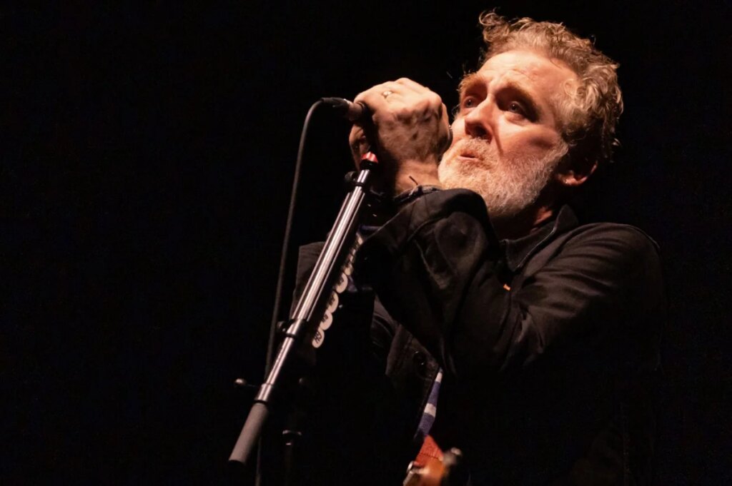 Oscar-winning singer-songwriter Glen Hansard has died