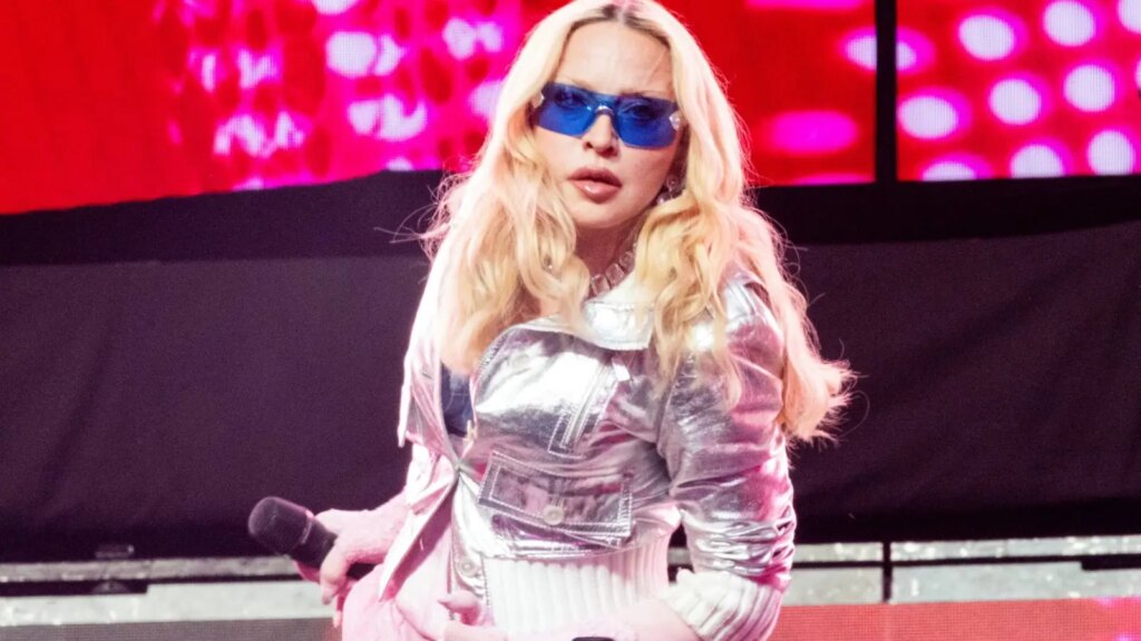 Madonna on 'Confessions II' Number One Debut: 'Dreams Do Come True'
