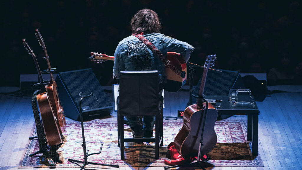 RYAN ADAMS' European tour cancelled, including concerts in Bologna, Brescia and Rome – Rockon.it