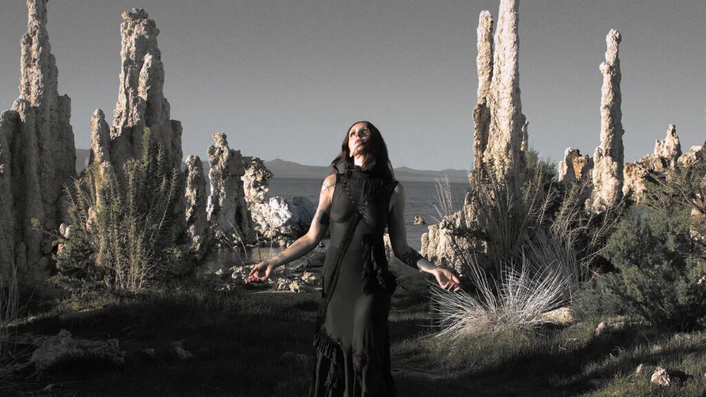 Chelsea Wolfe: The Dark Album Review