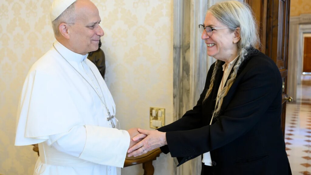 Patti Smith Meets Pope Leo XIV at the Vatican