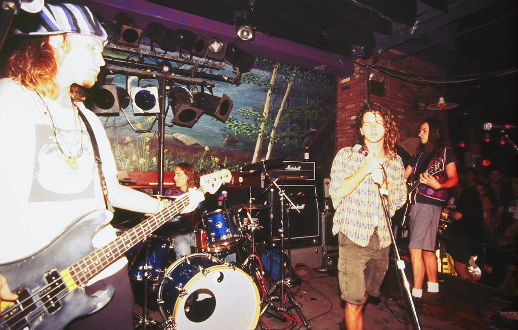 «Eddie cercava la perfezione»: i Pearl Jam raccontano ‘Ten’