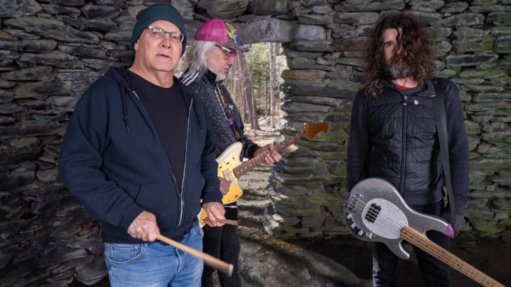 Dinosaur Jr. Announce 2027 Tour