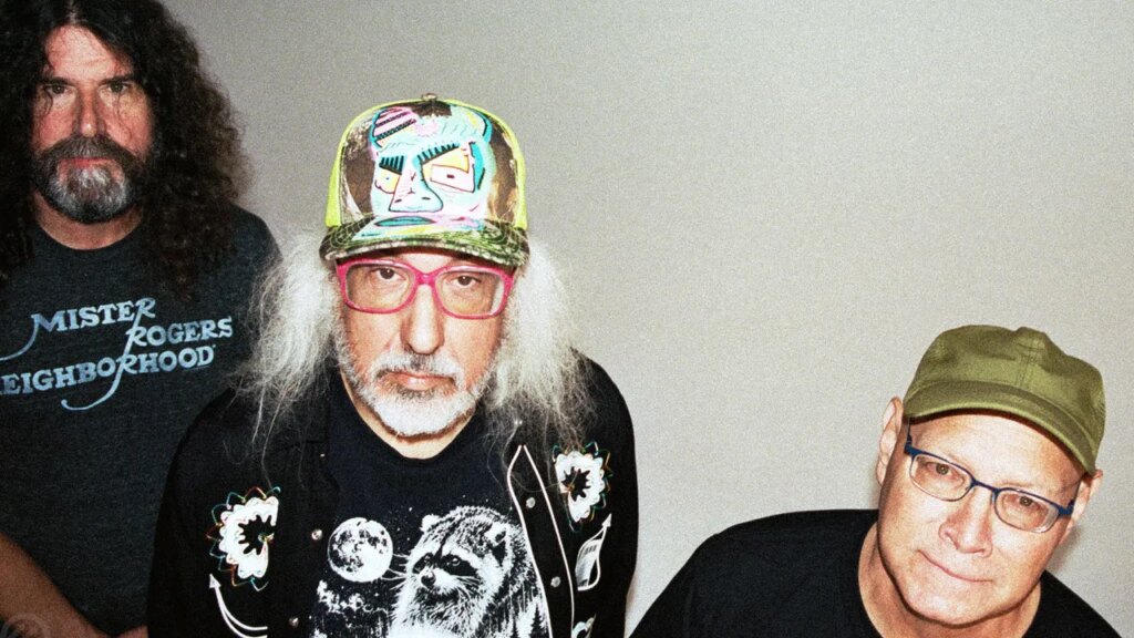 How Dinosaur Jr. Learned to Tolerate One Another, Kind Of
