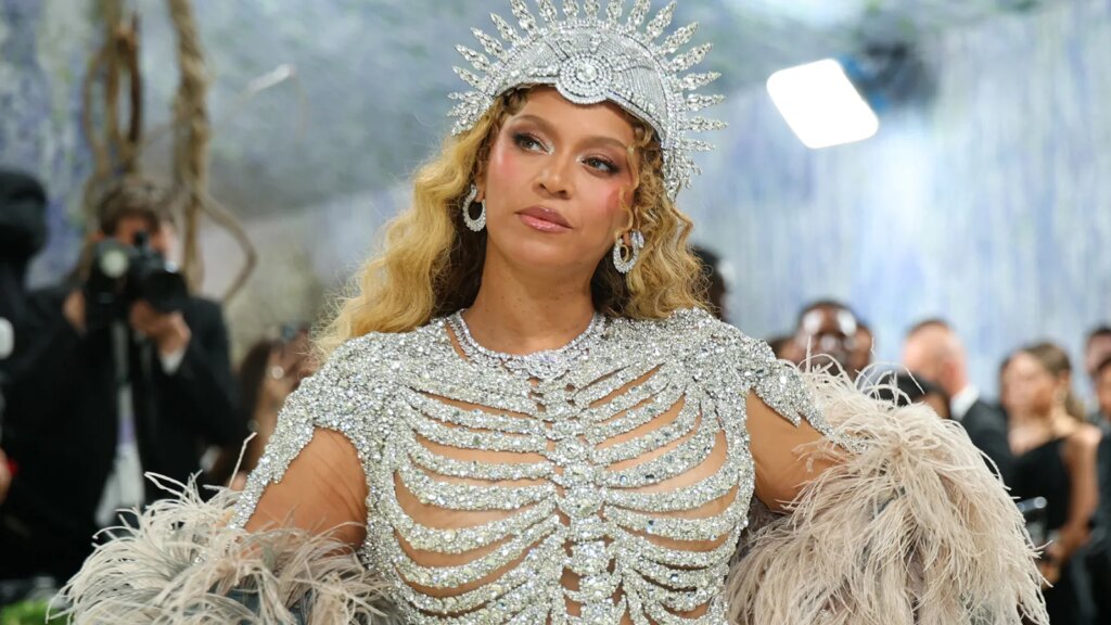 Beyonce Is Selling a Limited Edition Wooden Box for $948