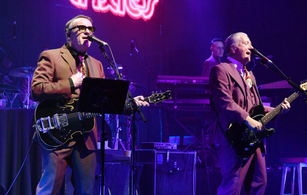 Squeeze speak out after “tragic” incident leads to crew member being fatally crushed by tour bus