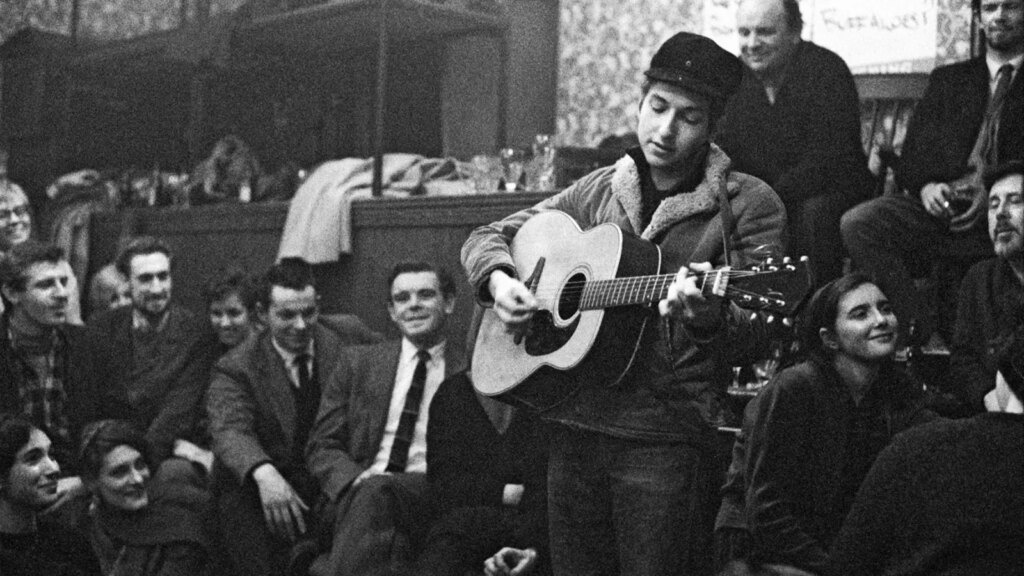 How Bob Dylan Was Inspired to Write ‘Girl from the North Country’